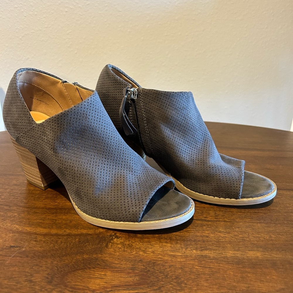 Grey suede ankle peep toe bootie